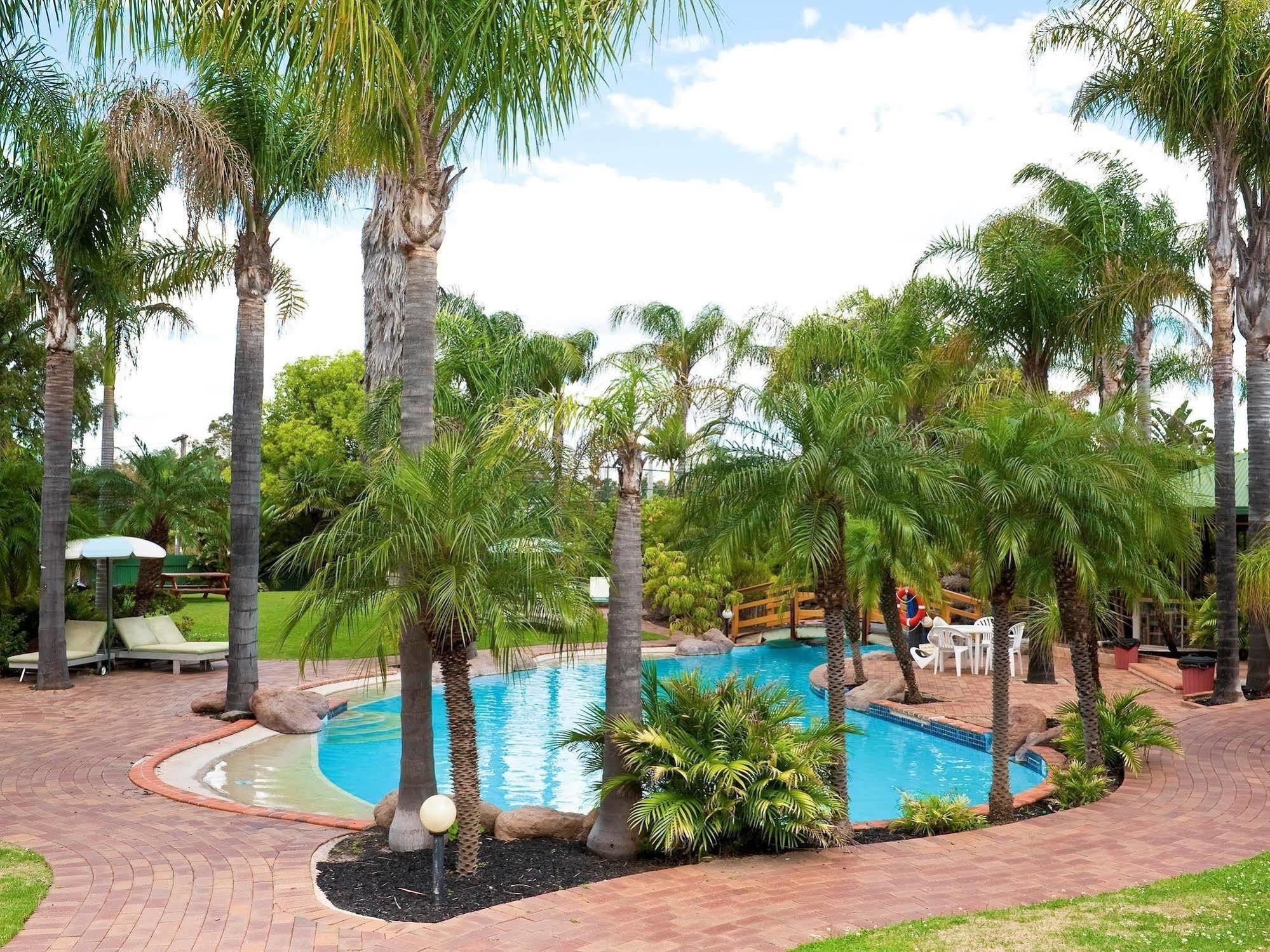 Swan Hill Resort ภายนอก รูปภาพ