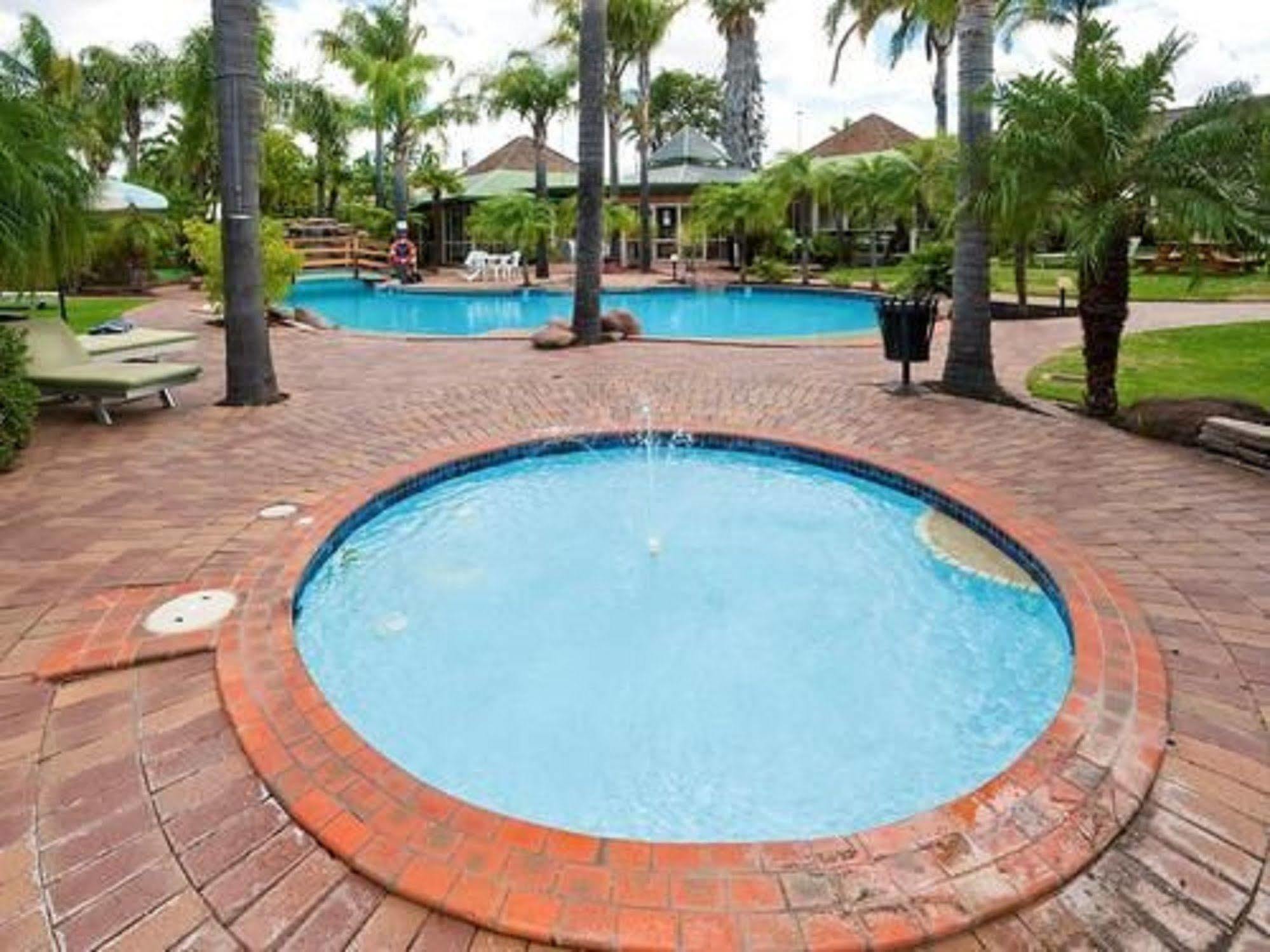 Swan Hill Resort ภายนอก รูปภาพ