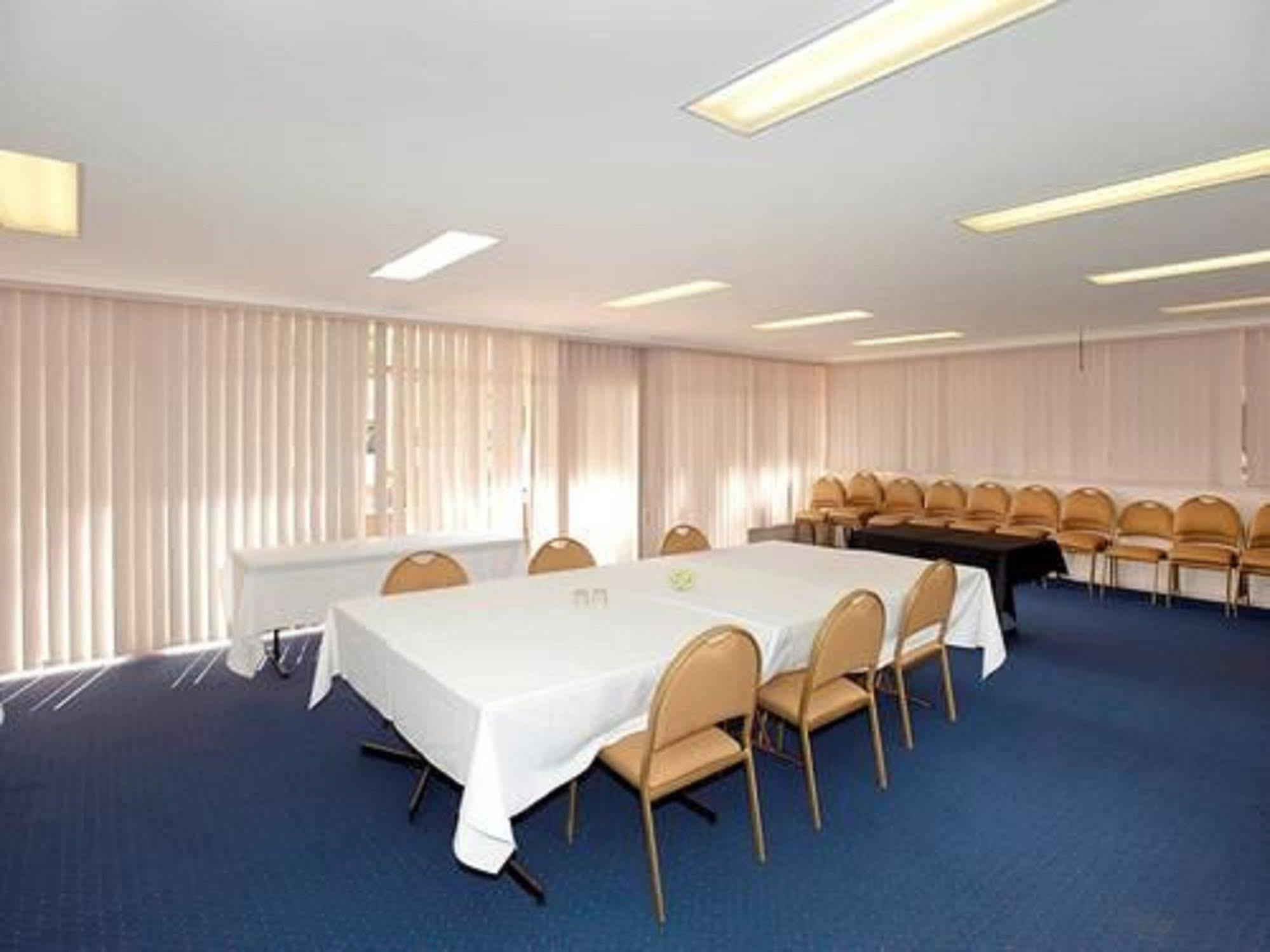 Swan Hill Resort ภายนอก รูปภาพ