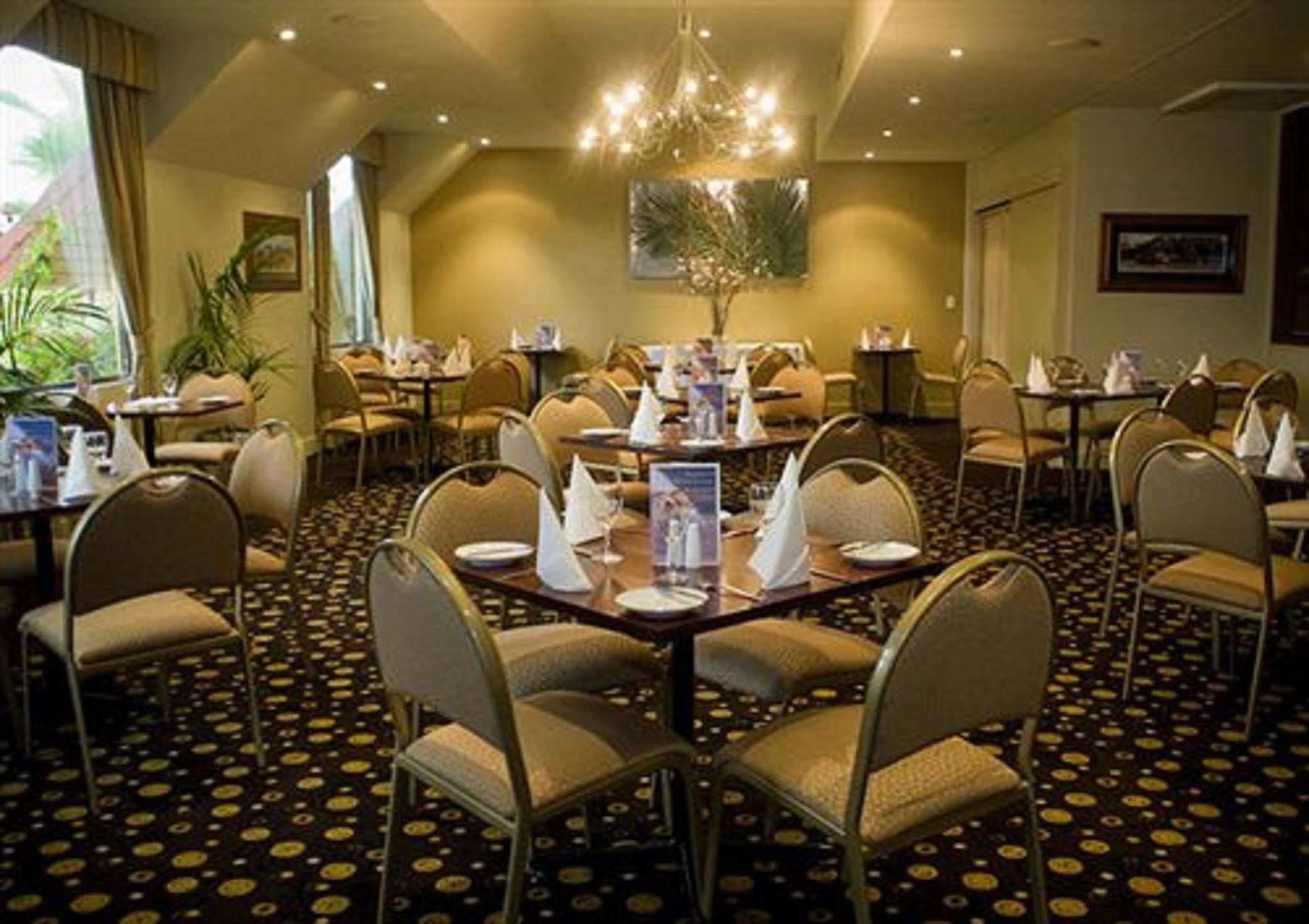 Swan Hill Resort ภายนอก รูปภาพ